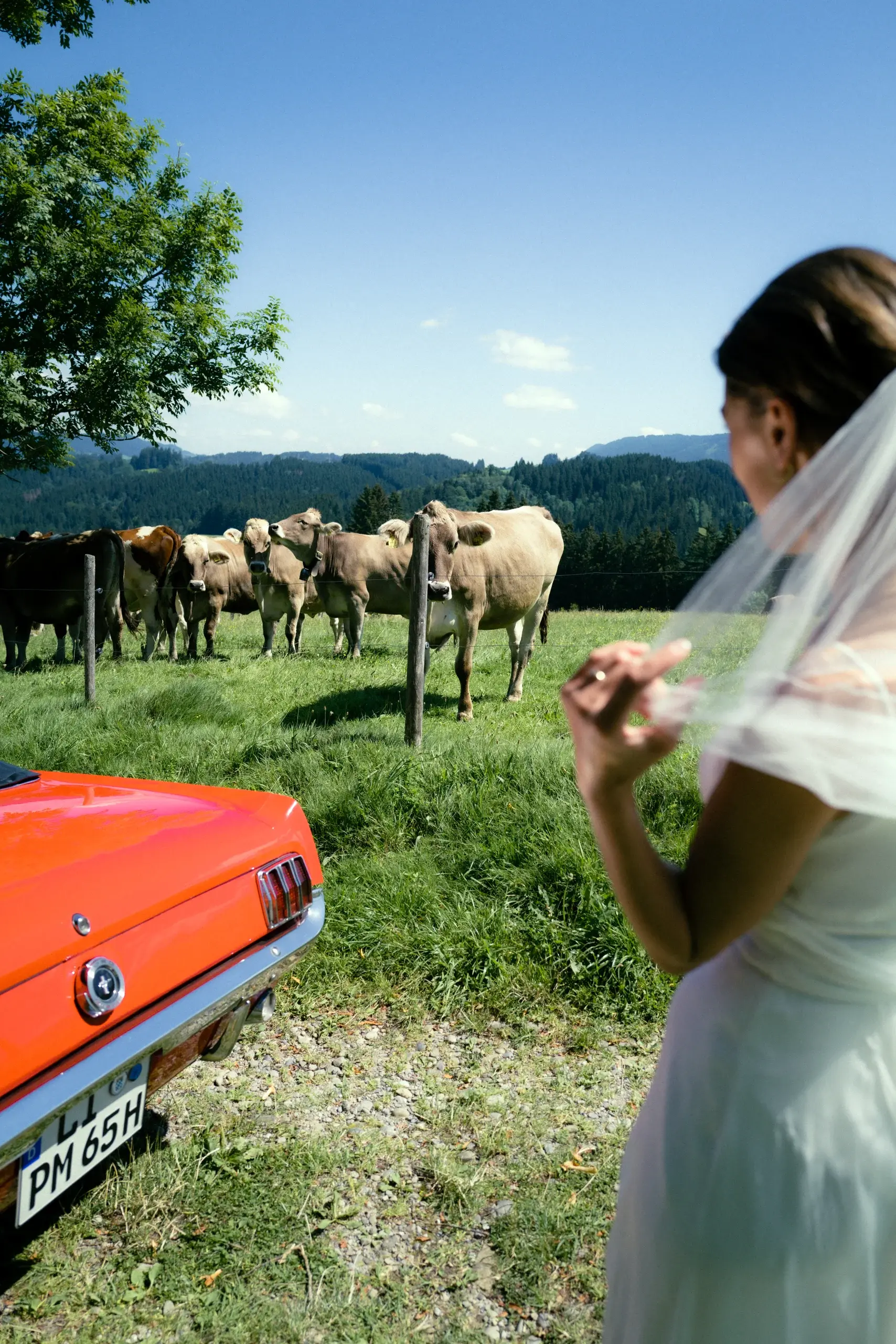 Documentary wedding photography by Cori Kasus